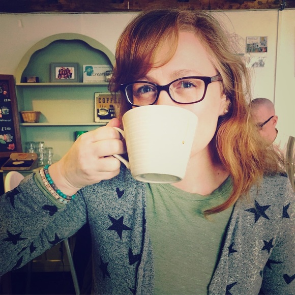 Hello! Please send offers 😊😎🥰🥳🤩😻 - Picture 1 of 6